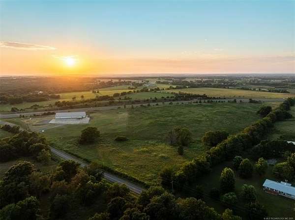 16 Acres of Land for Sale in Tahlequah, Oklahoma