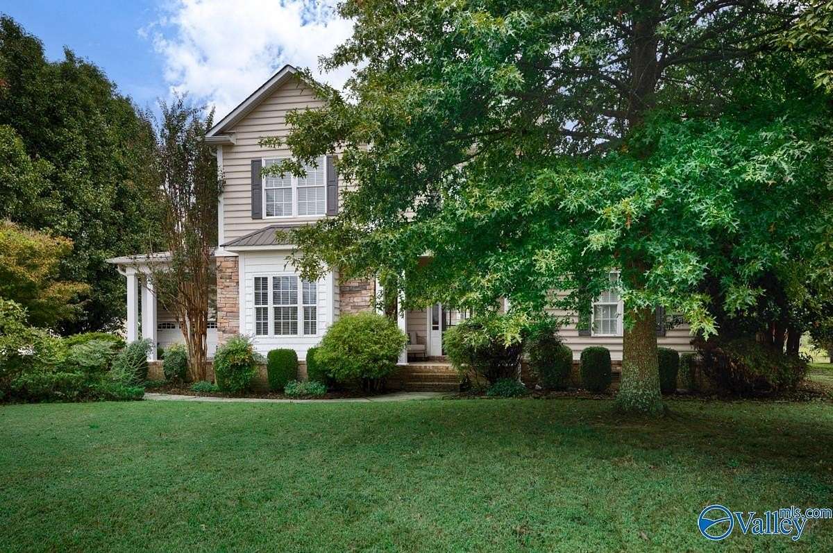 1.7 Acres of Land with Home for Sale in Huntsville, Alabama