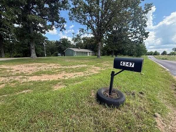 30 Acres of Land with Home for Sale in Mountain Grove, Missouri