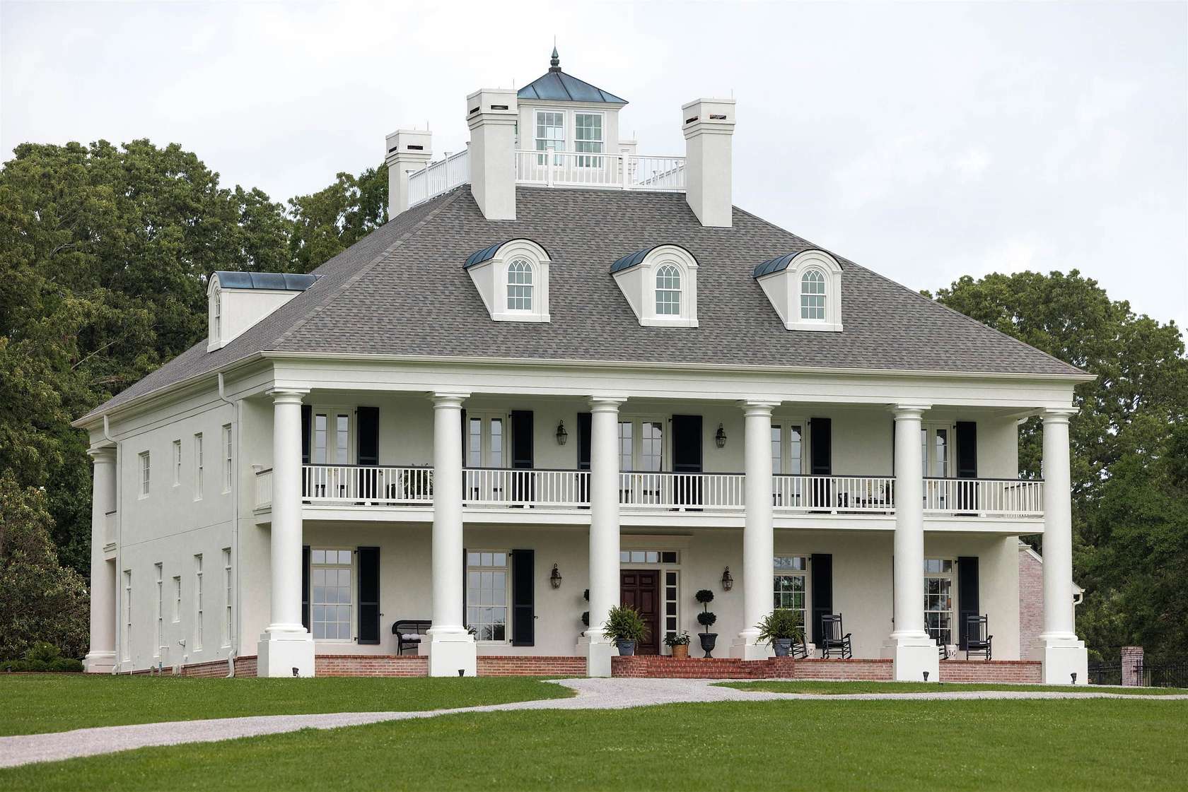 137 Acres of Land with Home for Sale in Eads, Tennessee