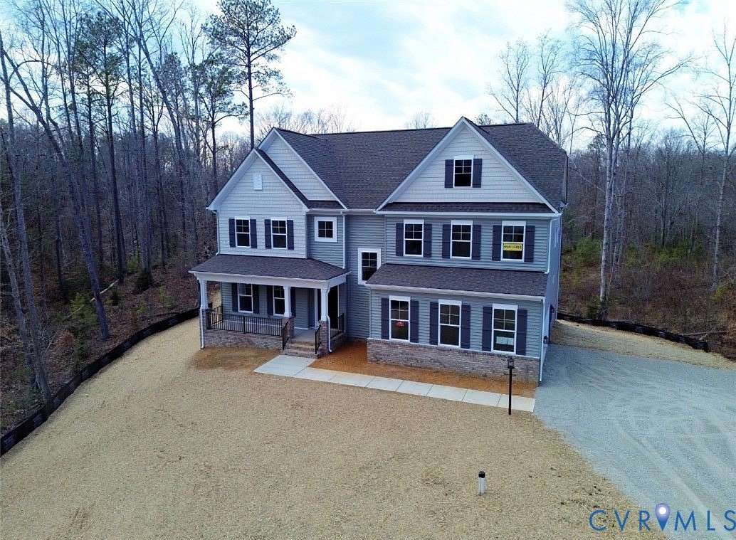 8.4 Acres of Land with Home for Sale in Mechanicsville, Virginia