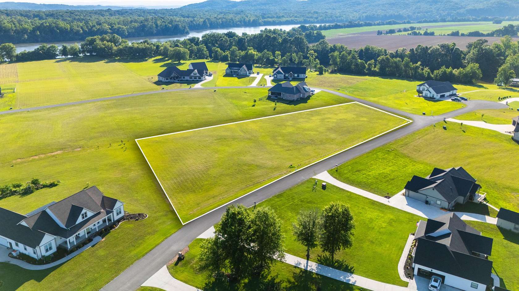 2.2 Acres of Residential Land for Sale in Decatur, Tennessee