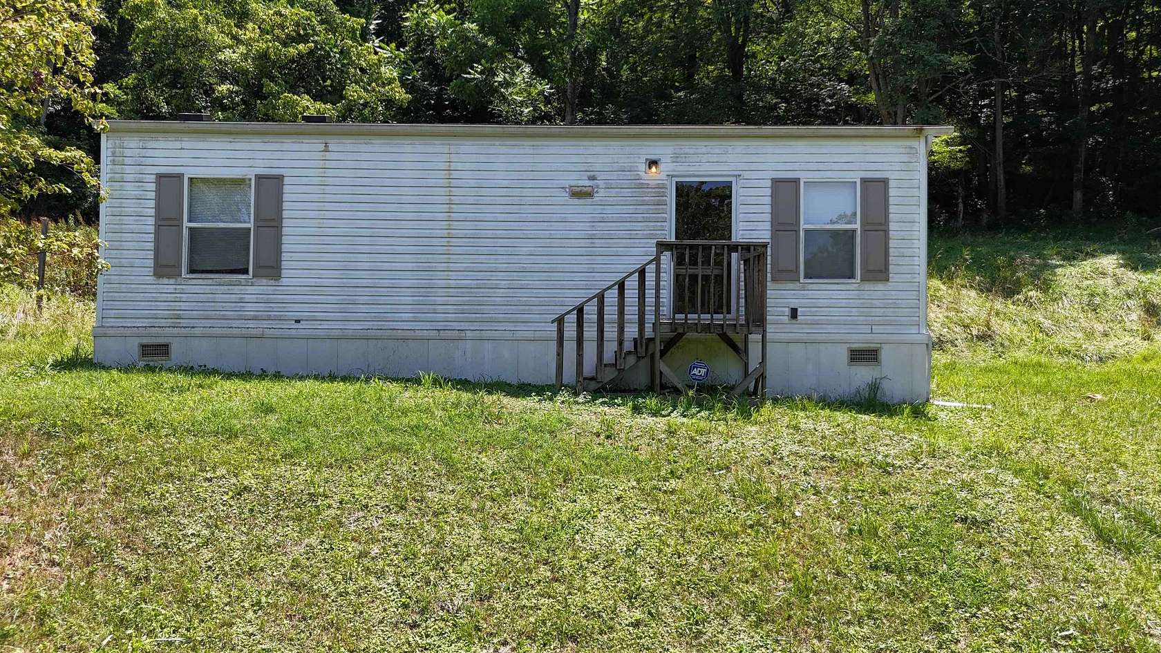 1.87 Acres of Residential Land with Home for Sale in Proctorville, Ohio