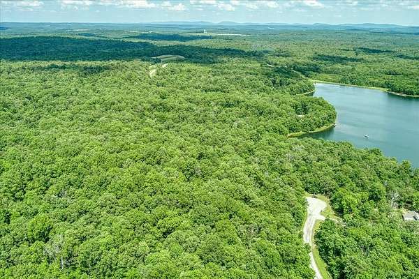 1 Acre of Residential Land for Sale in Spencer, Tennessee