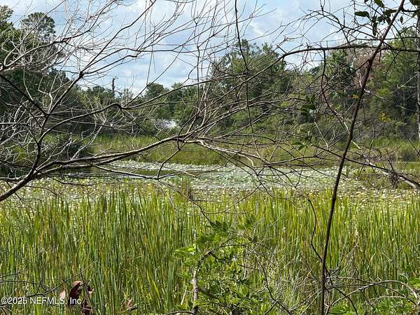 2 Acres of Land for Sale in Interlachen, Florida