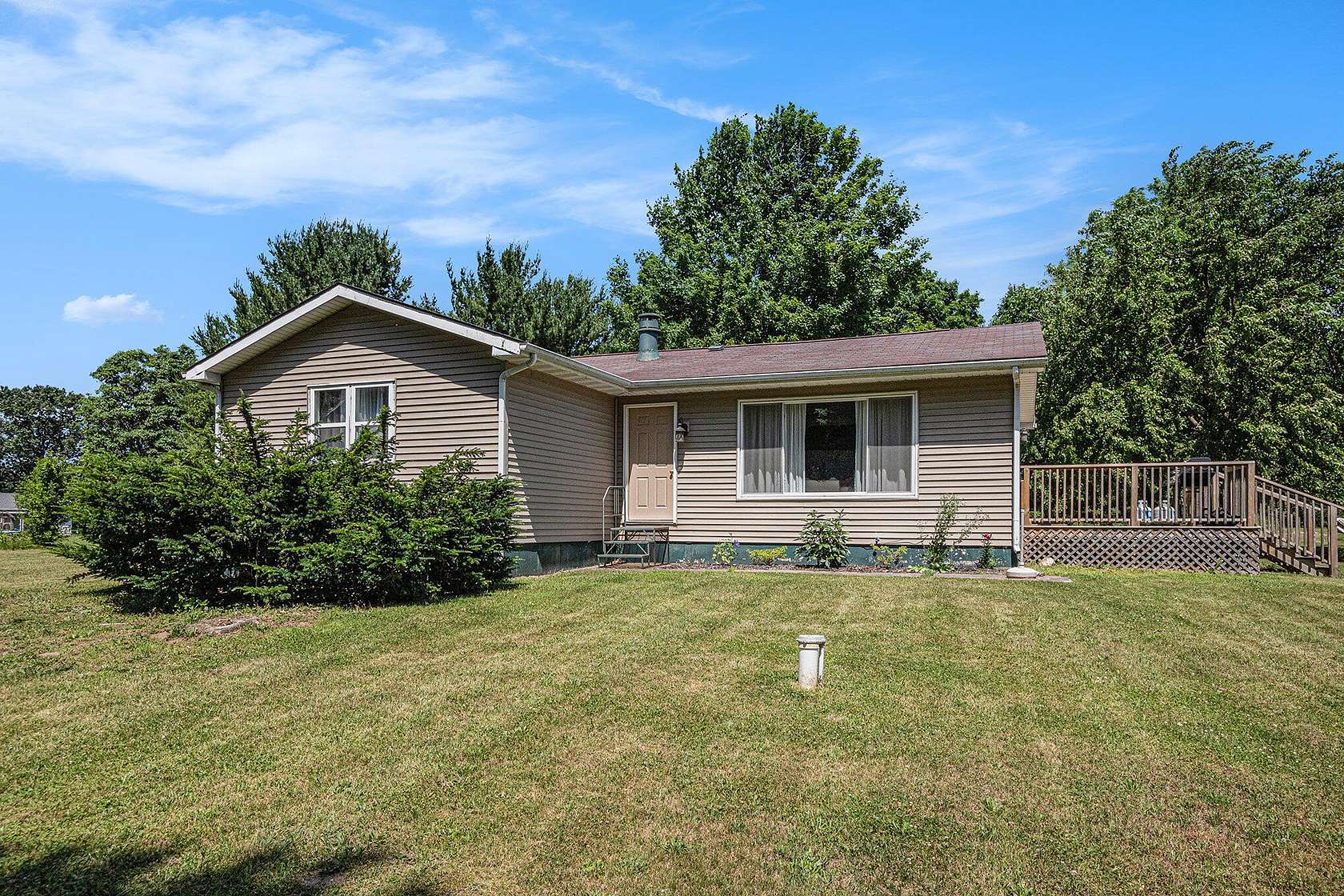 5.2 Acres of Residential Land with Home for Sale in Dowagiac, Michigan