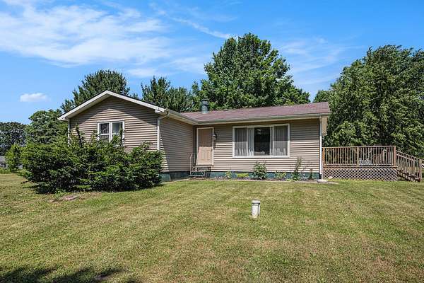 5.2 Acres of Residential Land with Home for Sale in Dowagiac, Michigan