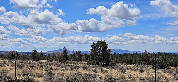 5 Acres of Residential Land for Sale in Prineville, Oregon
