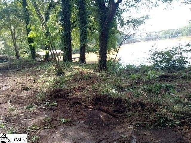 1.1 Acres of Residential Land for Sale in Greenville, South Carolina