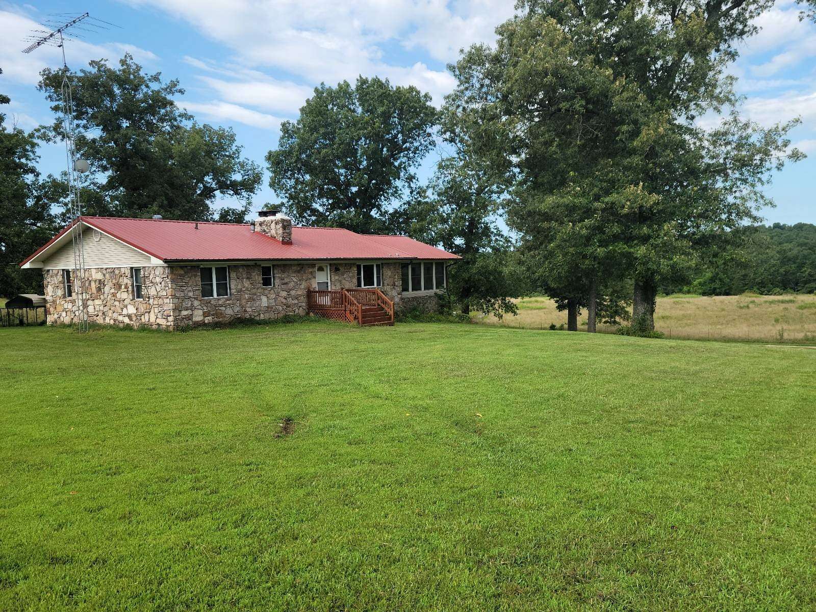 39 Acres of Land with Home for Sale in Camp, Arkansas