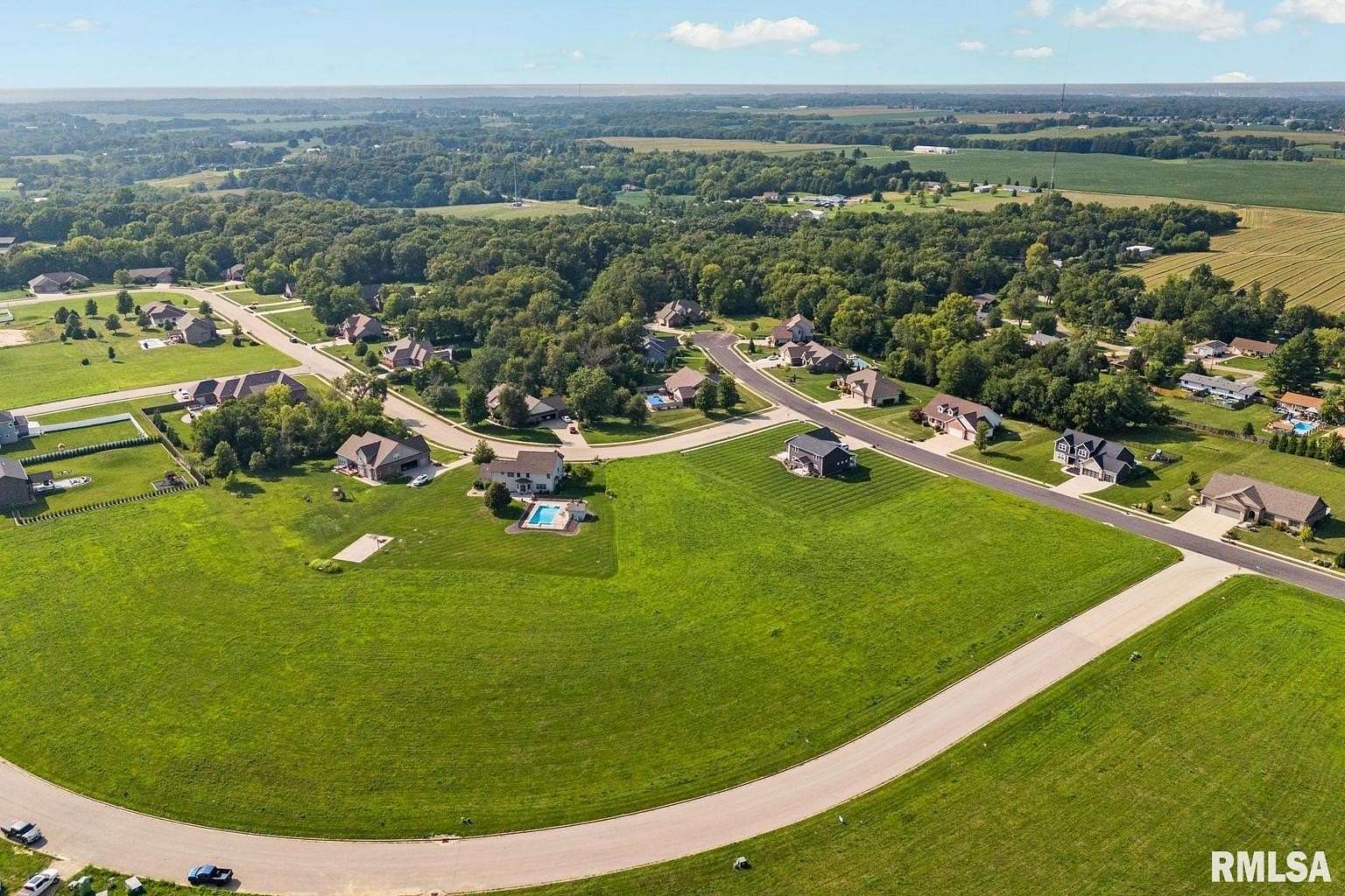 0.7 Acres of Residential Land for Sale in Groveland, Illinois