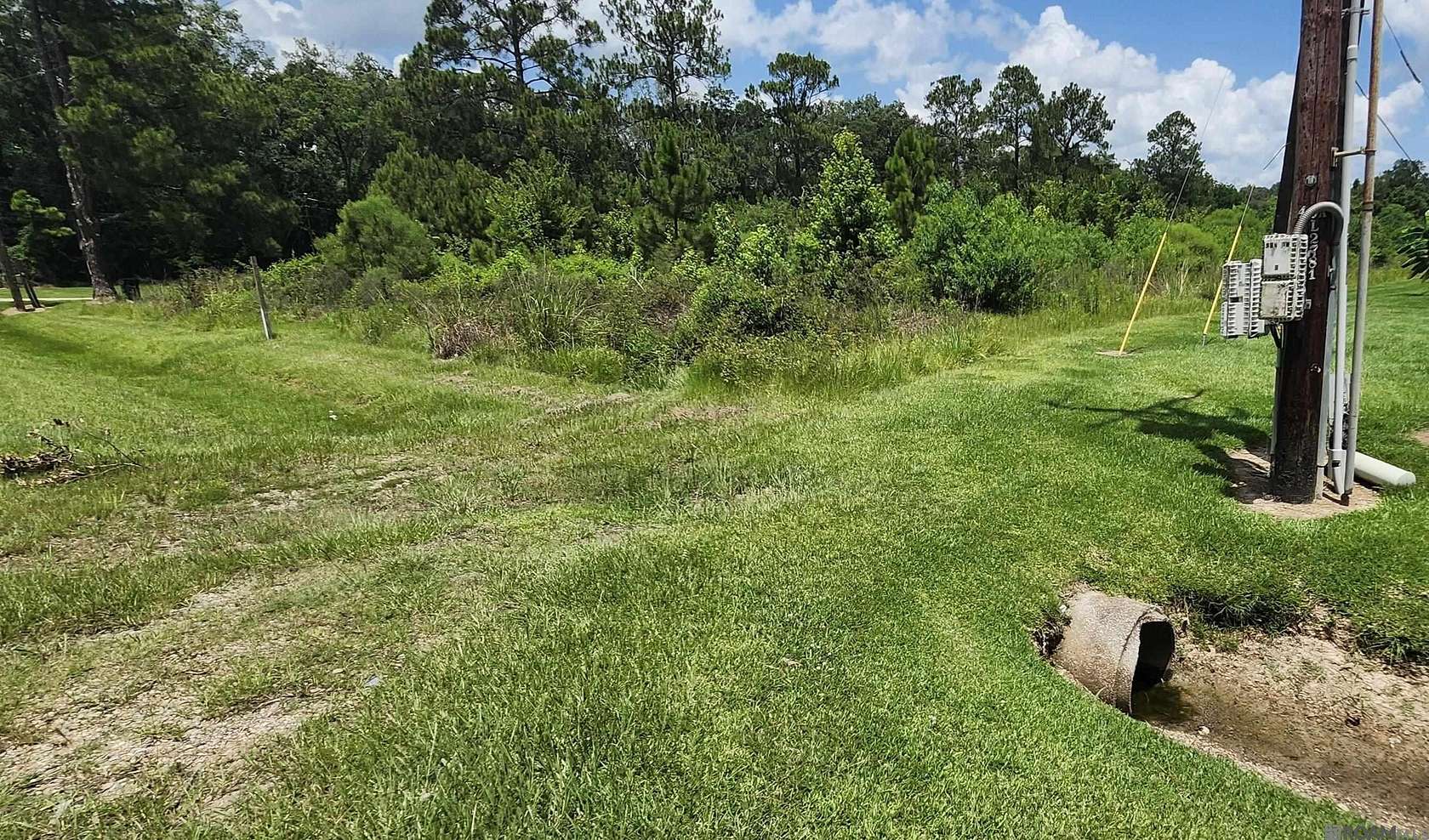 10 Acres of Land for Sale in Baker, Louisiana