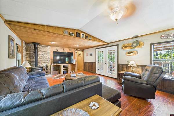 33.8 Acres of Recreational Land with Home for Sale in Mountain Home, Arkansas