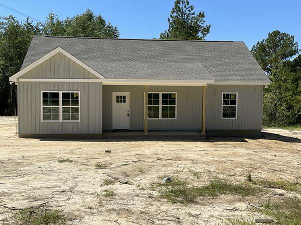 1.5 Acres of Residential Land with Home for Sale in Dearing, Georgia