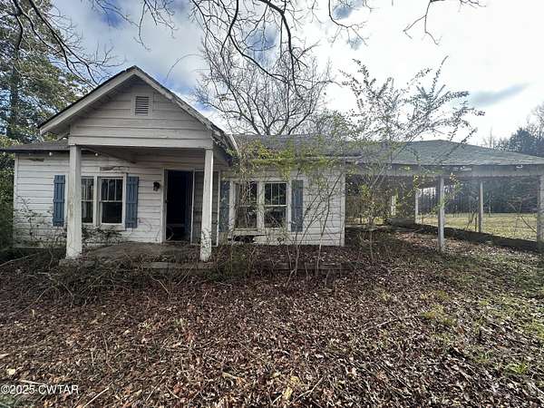 Land for Sale in Scotts Hill, Tennessee