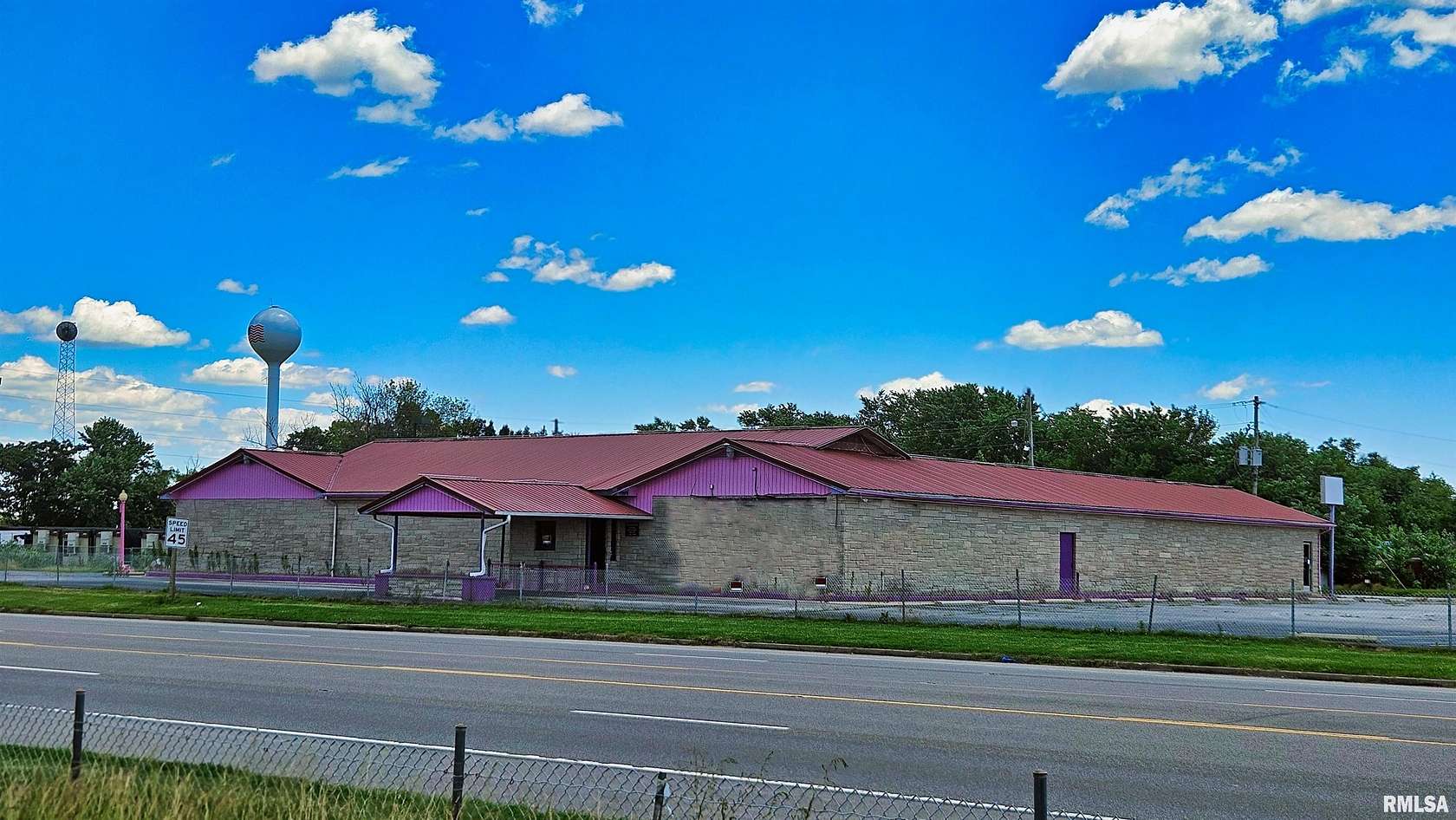 3.67 Acres of Improved Commercial Land for Sale in McClure, Illinois