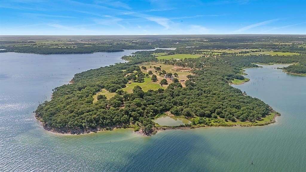 85.4 Acres of Land with Home for Sale in Pilot Point, Texas