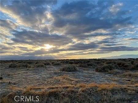 20 Acres of Land for Sale in Lancaster, California