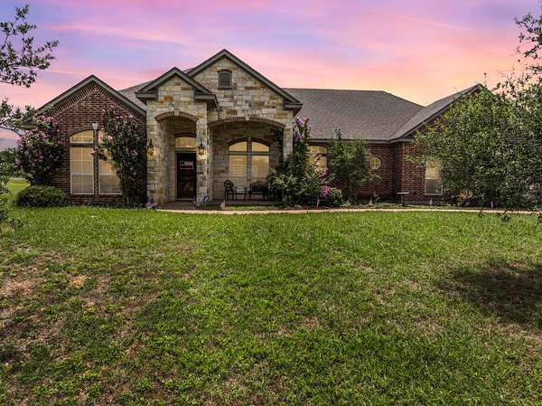 2.52 Acres of Land with Home for Sale in West, Texas