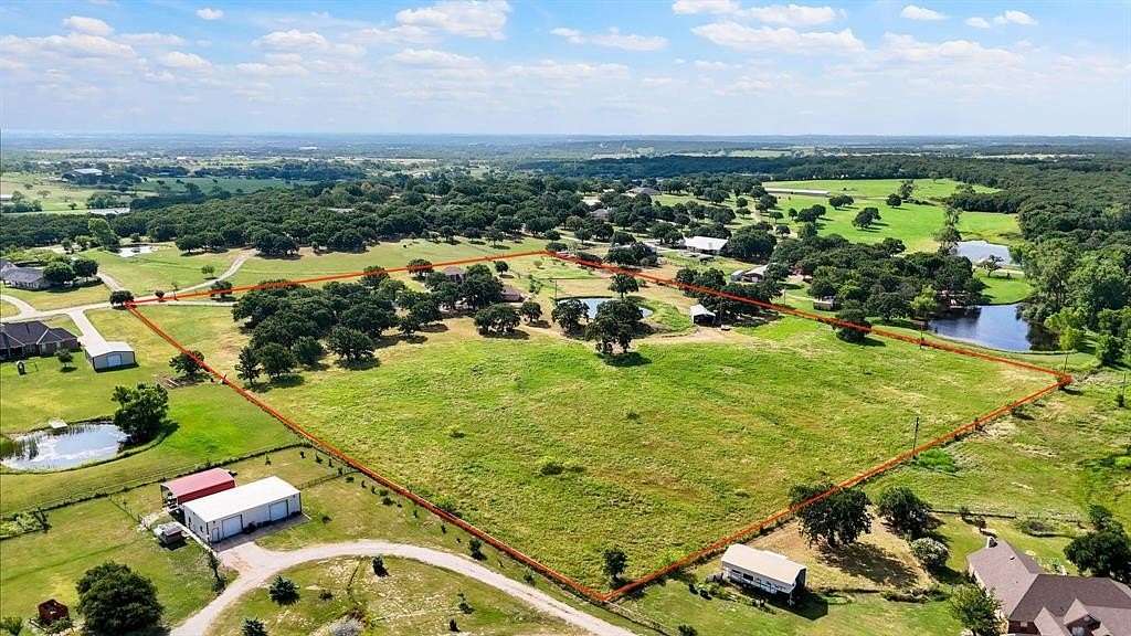 10.1 Acres of Recreational Land with Home for Sale in Crowley, Texas