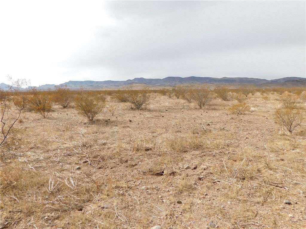 3 Acres of Residential Land for Sale in Golden Valley, Arizona