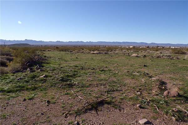 1.46 Acres of Residential Land for Sale in Golden Valley, Arizona