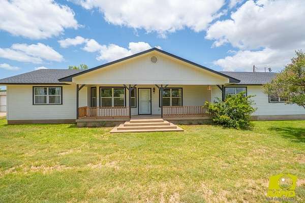 18 Acres of Land with Home for Sale in San Angelo, Texas