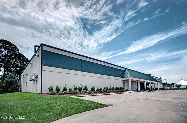 1.56 Acres of Improved Mixed-Use Land for Sale in Canton, Mississippi