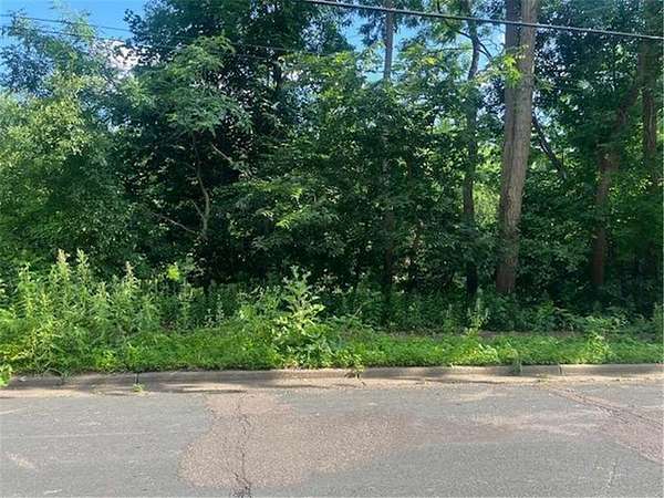 0.28 Acres of Residential Land for Sale in Stillwater, Minnesota