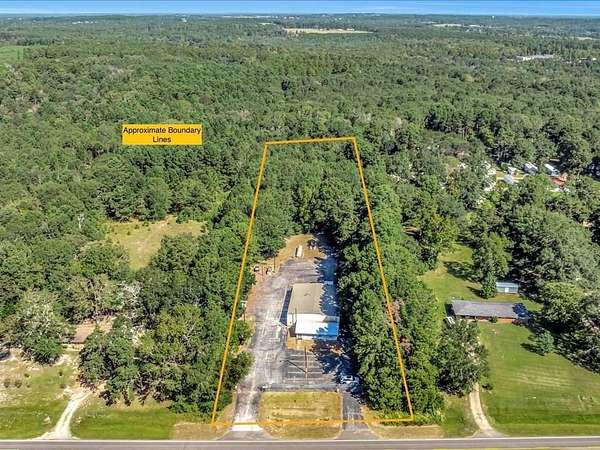 4.76 Acres of Improved Commercial Land for Lease in Nacogdoches, Texas