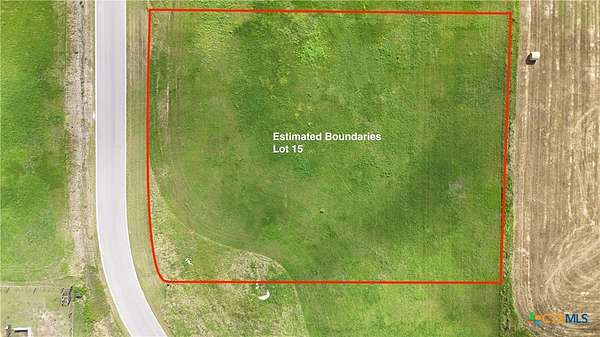 1.47 Acres of Land for Sale in Lott, Texas