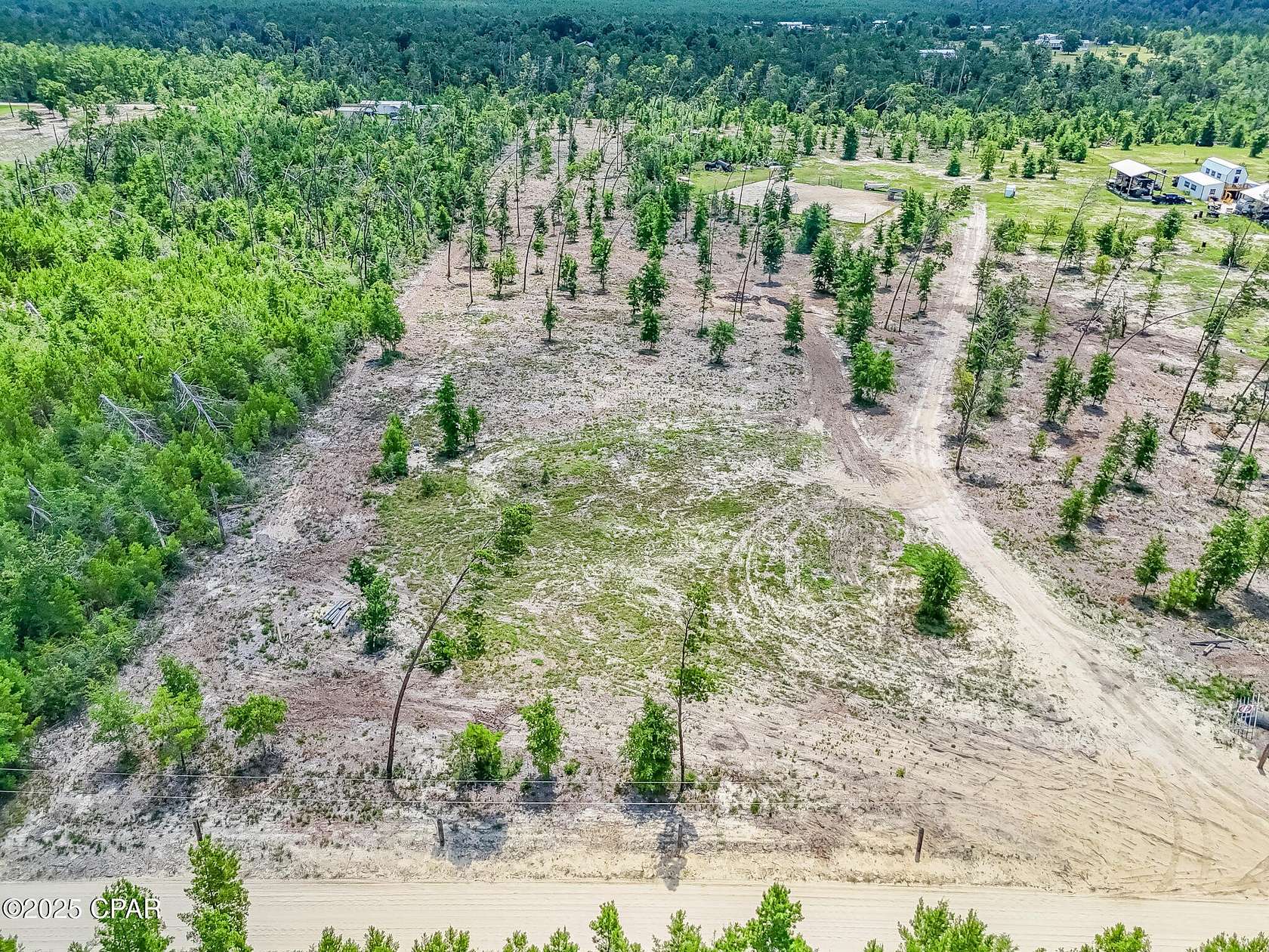 10 Acres of Residential Land for Sale in Youngstown, Florida