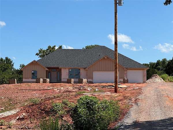 4 Acres of Residential Land with Home for Sale in McLoud, Oklahoma