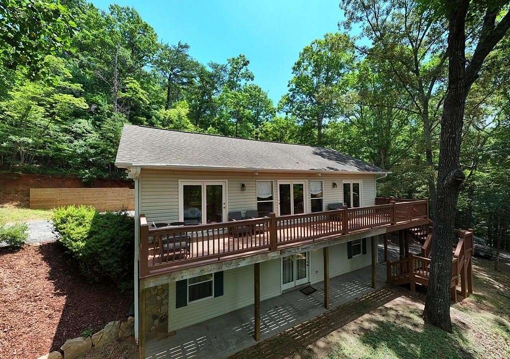 2.29 Acres of Residential Land with Home for Sale in Hiawassee, Georgia