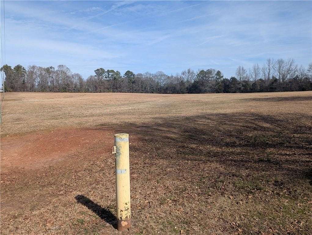 7 Acres of Residential Land for Sale in Griffin, Georgia