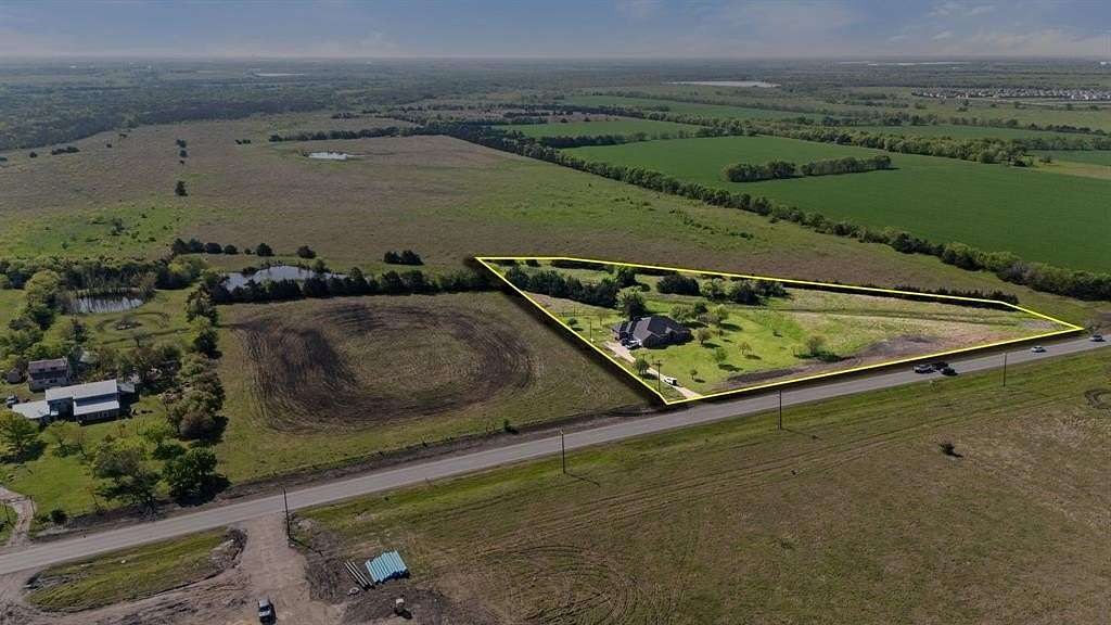 4.6 Acres of Improved Mixed-Use Land for Sale in Forney, Texas