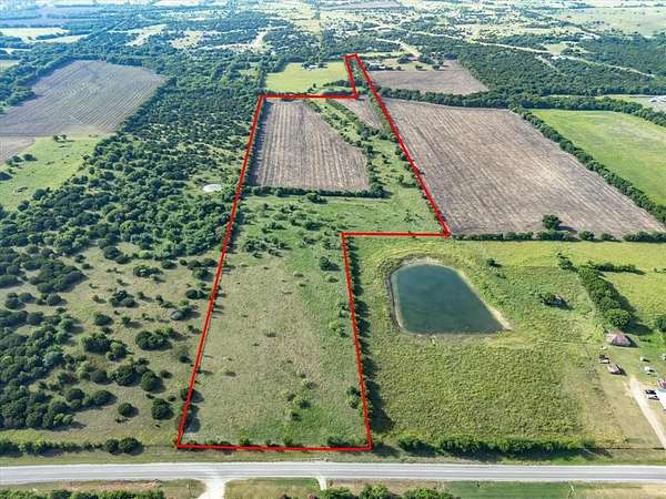 37.4 Acres of Recreational Land for Sale in Rio Vista, Texas