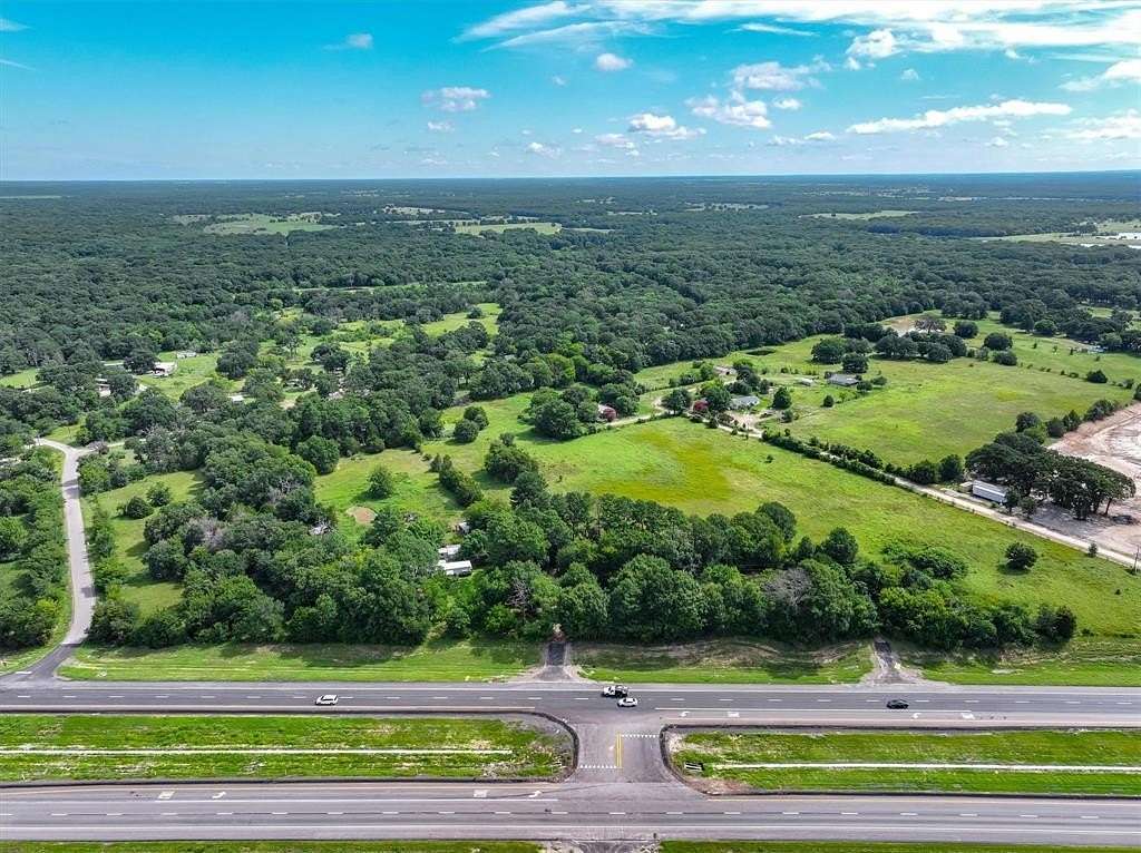 10.8 Acres of Mixed-Use Land for Sale in Kemp, Texas