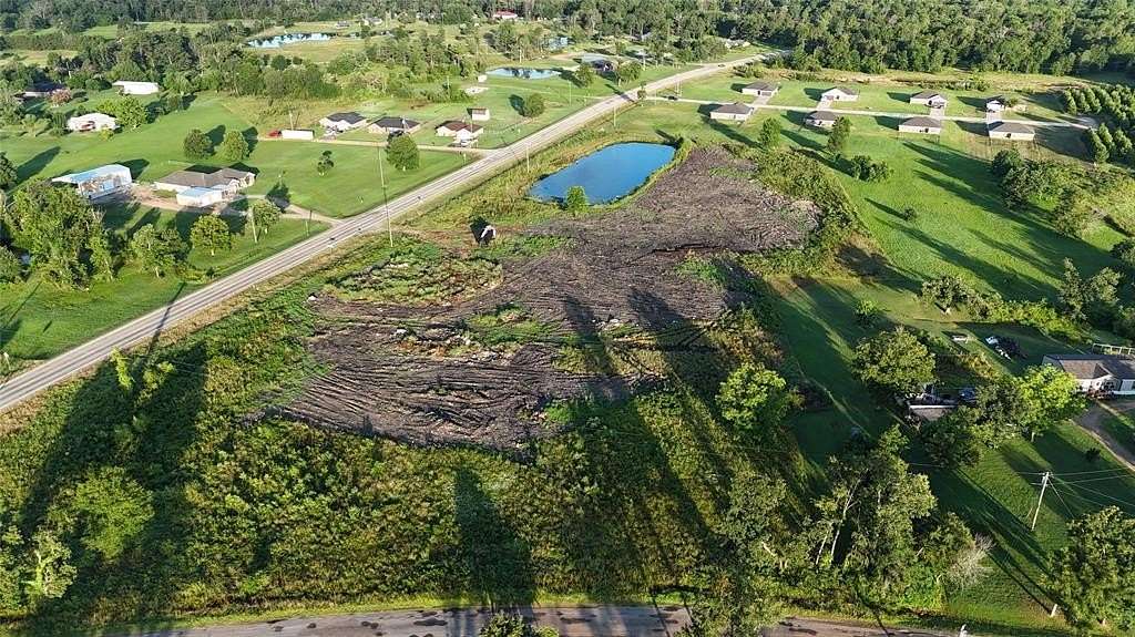 7.45 Acres of Land for Sale in Powderly, Texas