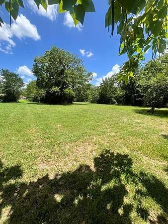 1.37 Acres of Land for Sale in Commerce, Texas