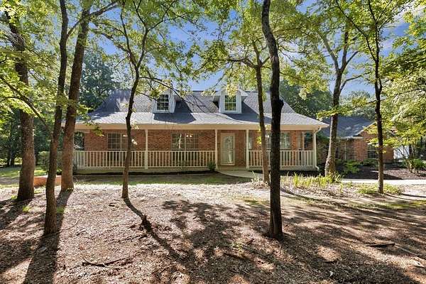 5 Acres of Residential Land with Home for Sale in Terrell, Texas