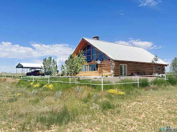 10 Acres of Residential Land with Home for Sale in Stanley, New Mexico