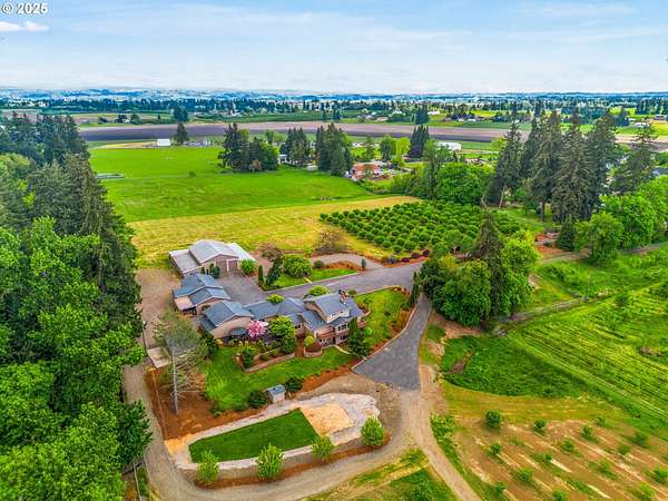 17.5 Acres of Land with Home for Sale in Salem, Oregon