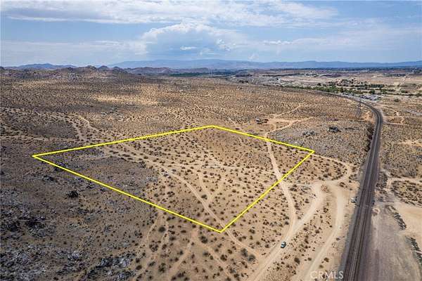 10 Acres of Land for Sale in Oro Grande, California