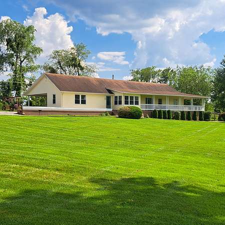 2 Acres of Residential Land with Home for Sale in London, Kentucky