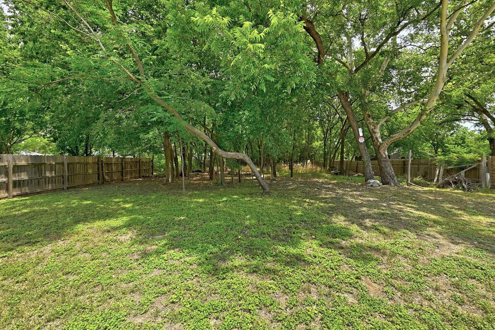 0.9 Acres of Land for Sale in Austin, Texas