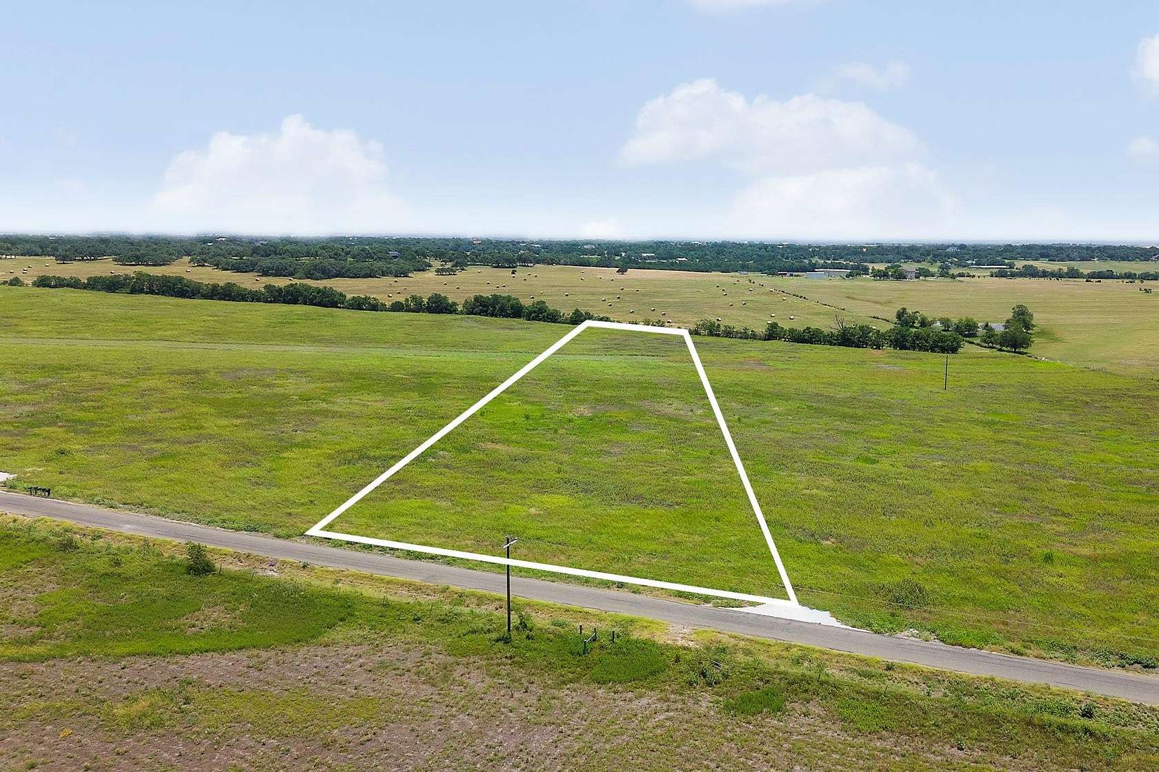 4 Acres of Land for Sale in Georgetown, Texas