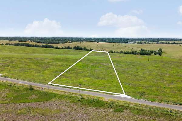 4 Acres of Land for Sale in Georgetown, Texas
