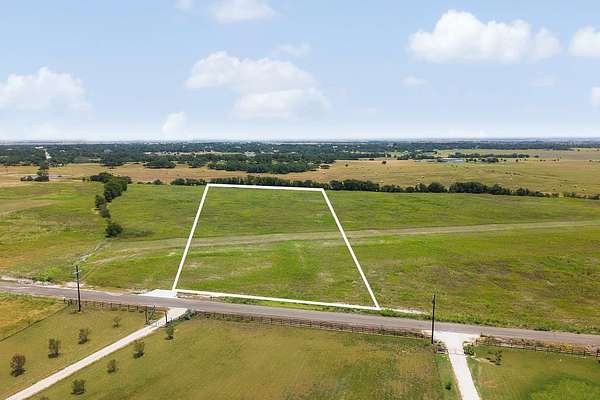 4 Acres of Land for Sale in Georgetown, Texas