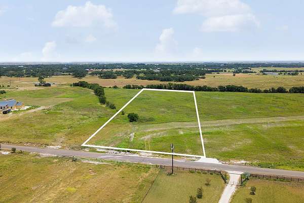 4 Acres of Land for Sale in Georgetown, Texas